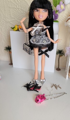 Ooak bratz doll with - bratz, handmade