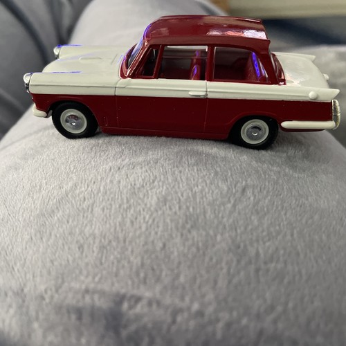 Triumph herald acf2363 diecast - herald,