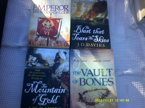 Historical novels job lot 10 - historical,