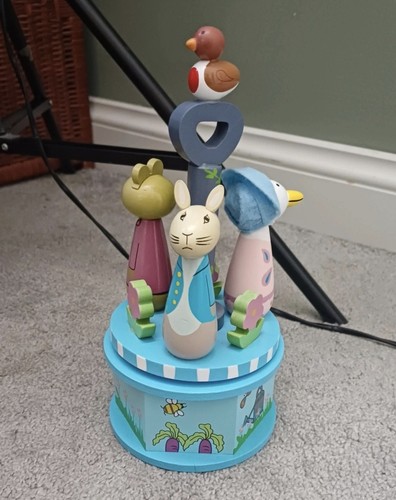 Rabbit peter - peter, friends