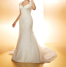 Matthew Christopher Violet Wedding Dress 8-12 Champange Silk Lace Keyhole