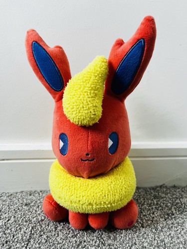 Pokemon flareon plush - pokemon,
