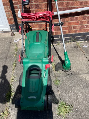 Qualcast electric lawnmower - qualcast,