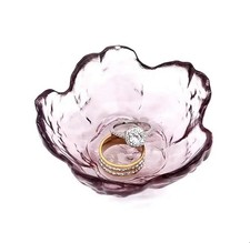 STUNNING ART GLASS BOWL