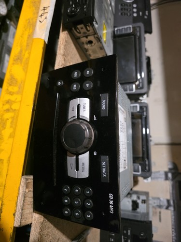 Vauxhall corsa cd30 mp3 - d,