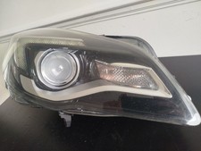 vauhall insignia 2014 headlamp o/s