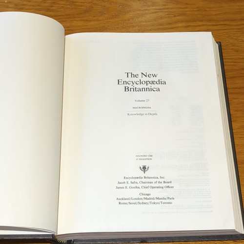 Britannica new encyclopaedia - new,