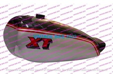 YAMAHA XT250 3Y3 4Y1 BLACK & SILVER PAINTED PETROL TANK 1980-1990/COMPATIBLE FOR