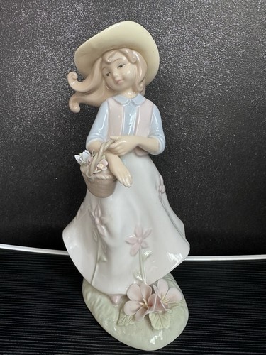 Annie rowe spring bouquet - bouquet, girl