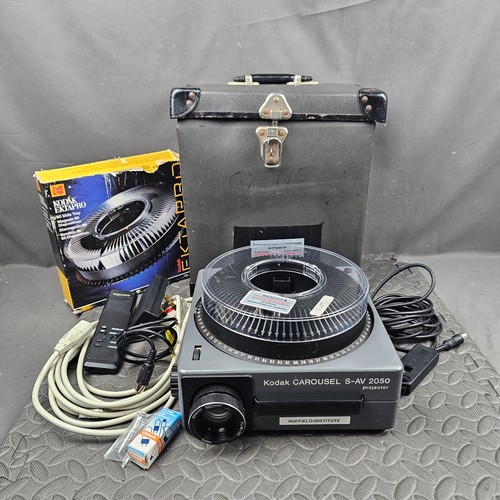 Kodak carousel projector - kodak,