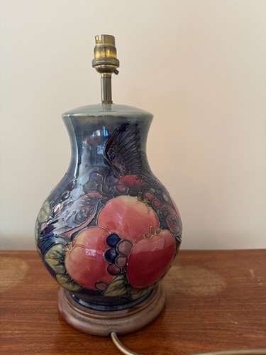 Collectable moorcroft lamp - lamp, &