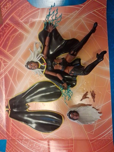 Marvel legends series storm - marvel,
