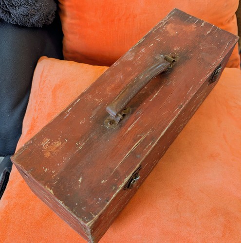 Vintage wooden tool box - vintage,