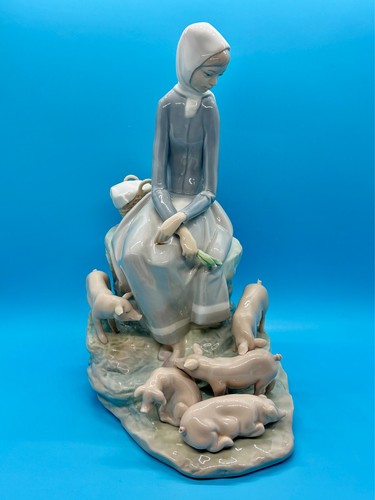 Lladro figurine girl with - lladro,