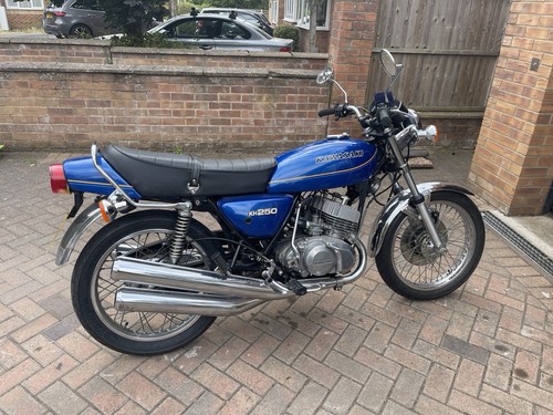 Kawasaki 1977 kh250 - kawasaki,