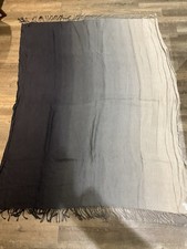 Designers Guild Linen Throw (165cm X 180cm)