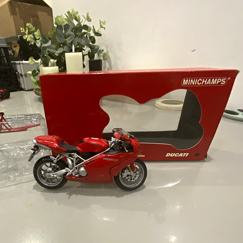 Minichamps ducati 999 street - minichamps,