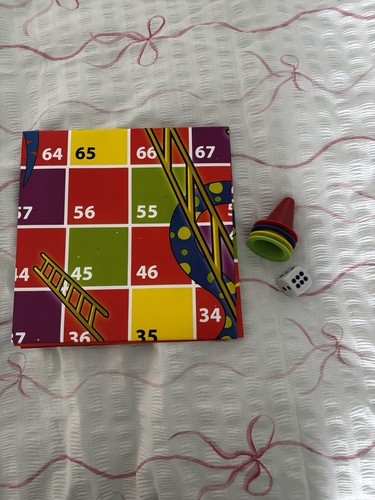 Very good condition snakes - in,