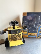 Transforming Wall-E Pop-Out