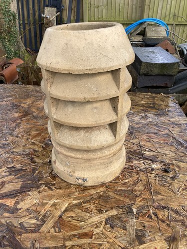 Reclaimed louvre chimney - louvre, pot
