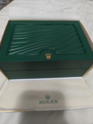 Rolex 04 wristwatch - 31.00.04,