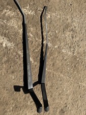 mitsubishi colt wiper arms