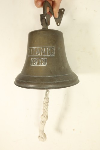 Vintage brass pub ships bell - brass,
