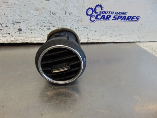 Audi dashboard vent 8p - audi, a3