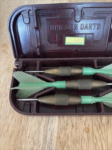 Unicorn vintage feather darts - unicorn,