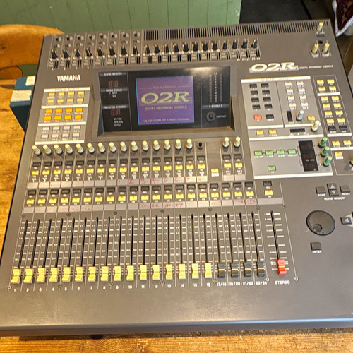 Yamaha 02r digital mixer - digital,