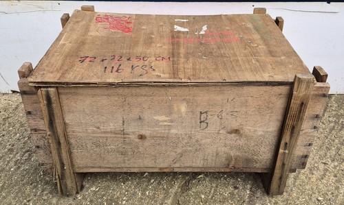 Small wooden shipping crate - small,