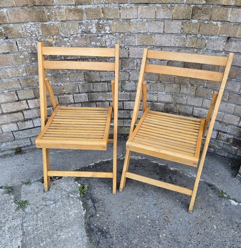 Wooden foldaway garden chair - wooden,