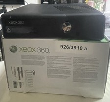 Microsoft Xbox 360 Slim with