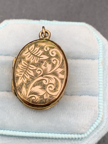 Victorian large oval pretty