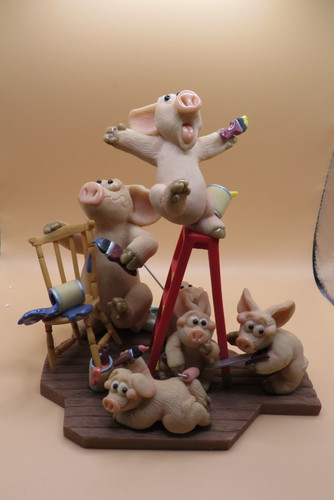 Piggin figure home - figure,
