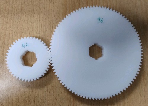 44t and 96t gear - 44t,