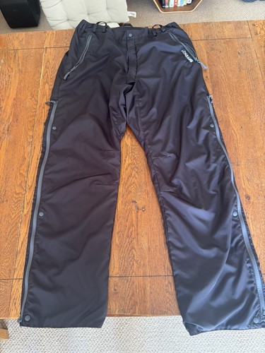 Paramo mens cascada - paramo, ii