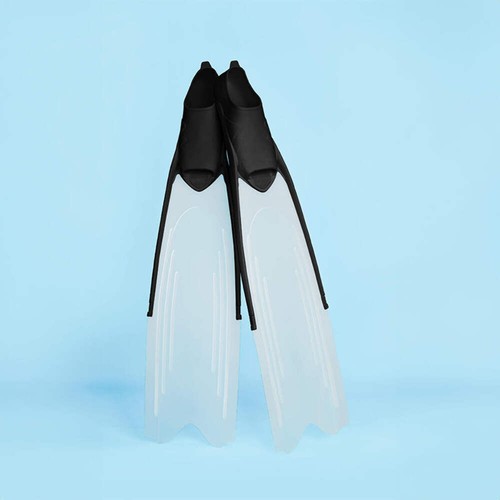 Professional long freediving - long,