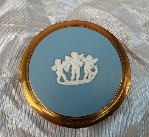 Vintage powder compact gold - powder,