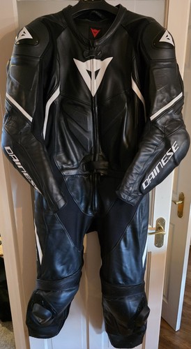 Dainese avro two piece - d2, two-piece