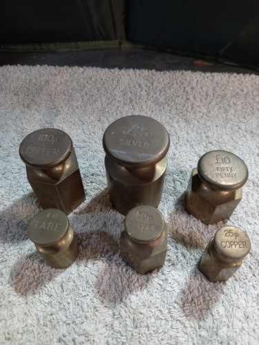 Vintage brass weights - weights, post