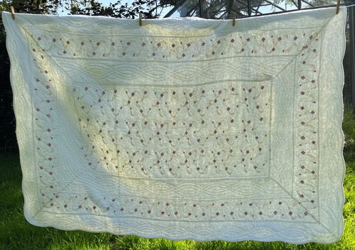 Beautiful hand quilted single - beautiful,