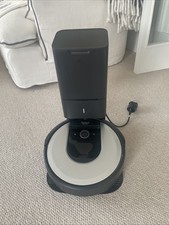 iRobot Roomba i6+ self