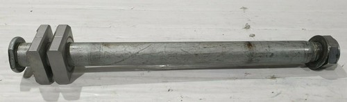 Rear wheel pin - cbr, 1000