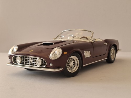 Hotwheels ferrari 250 - 1:18,