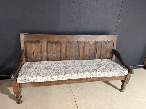 Oak settle - oak,