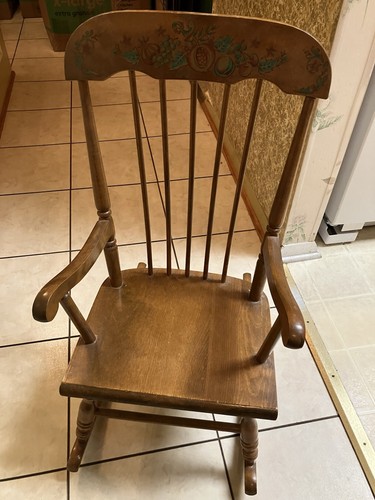 Vintage oak hill - hill, child’s