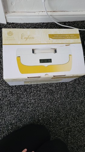 Anna griffin embossing and die - embossing,