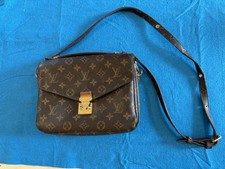 Louis Vuitton Pochette Métis Shoulder Bag Brown Canvas
