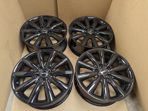 Genuine gloss black mini - gloss,